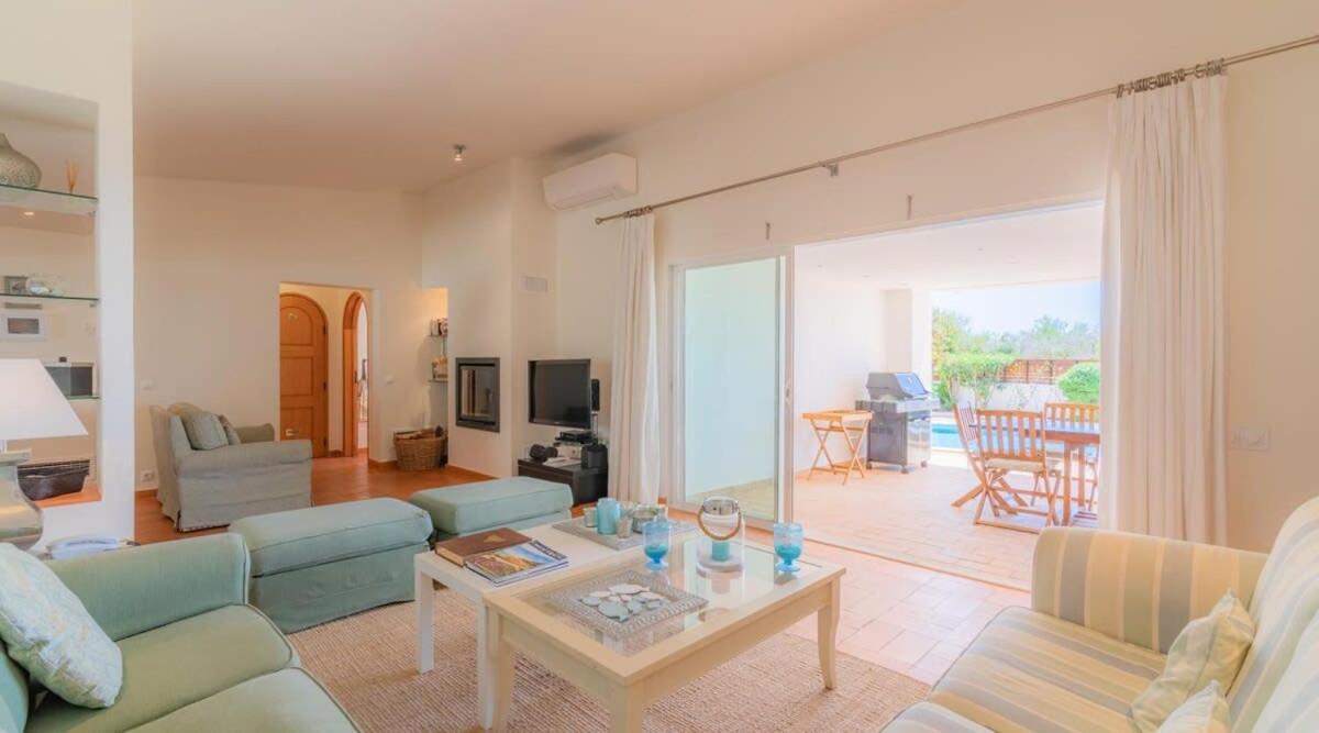 Villa Prado - Beautiful Beachfront Villa Albufeira Dış mekan fotoğraf